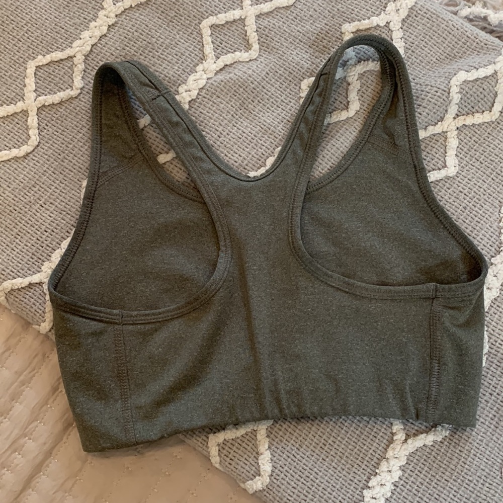 Seamless Nike Sports Bra - Picture 2 of 4